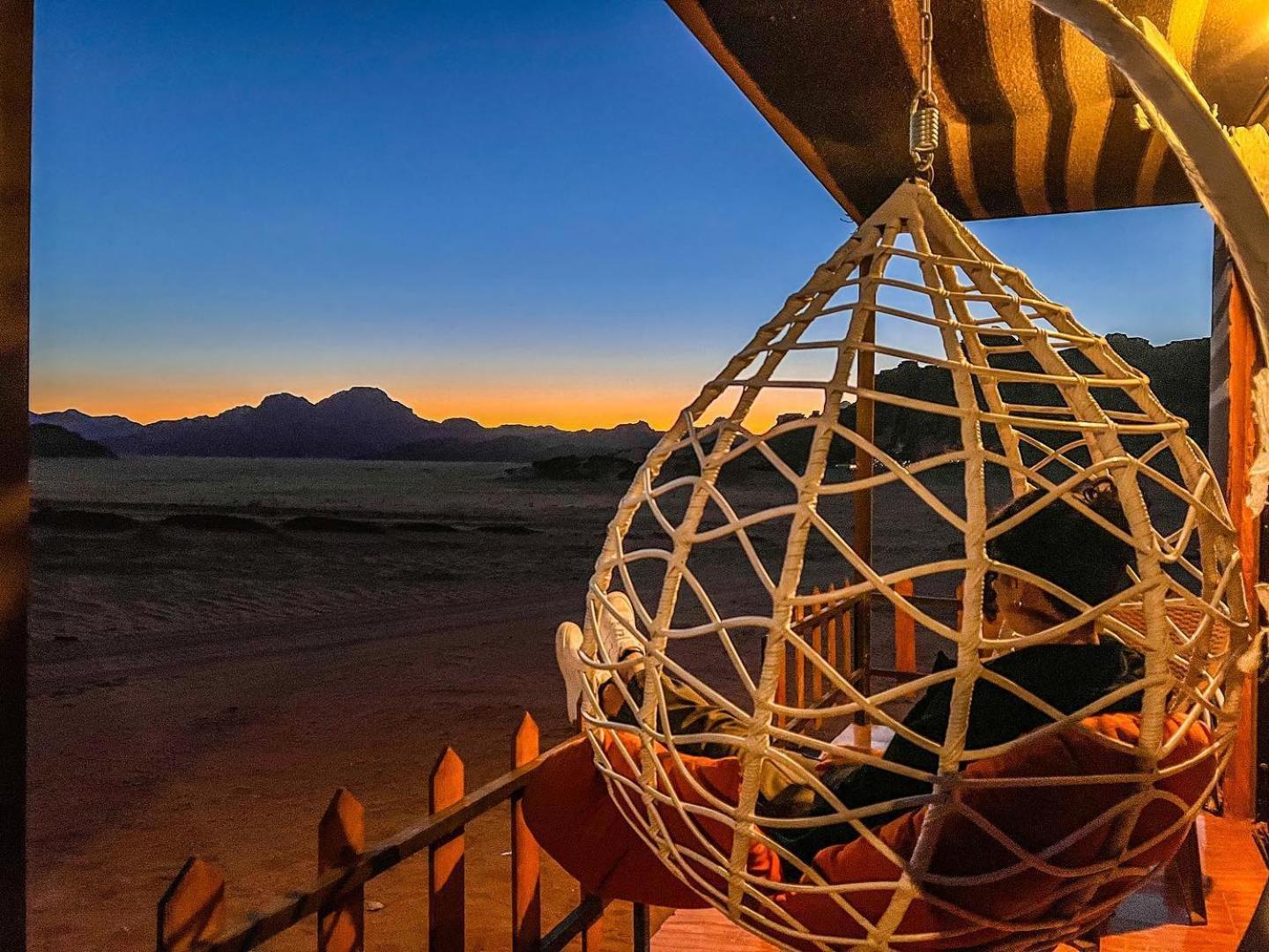 Flower Life Camp Wadi Rum Exteriör bild