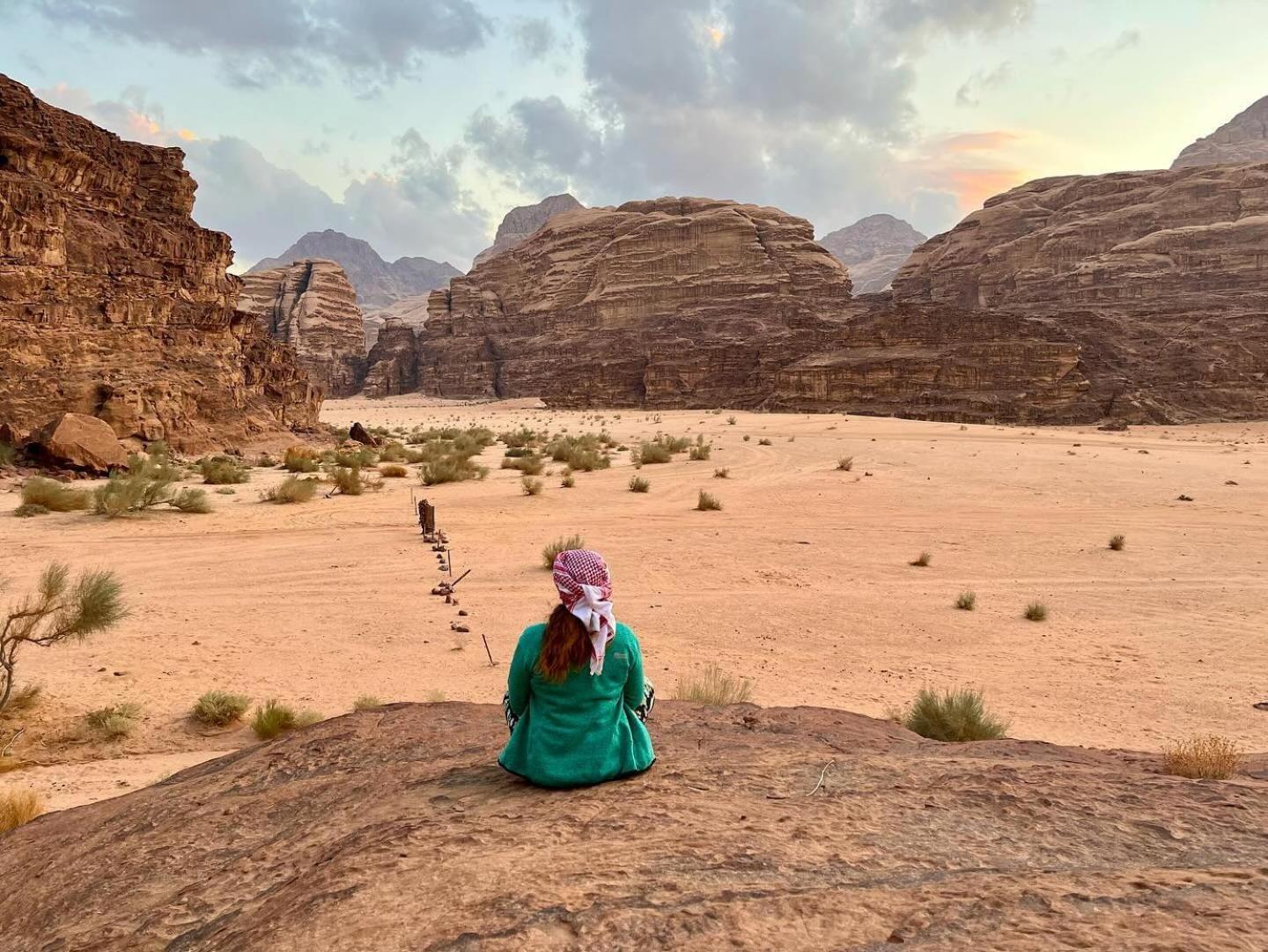Flower Life Camp Wadi Rum Exteriör bild