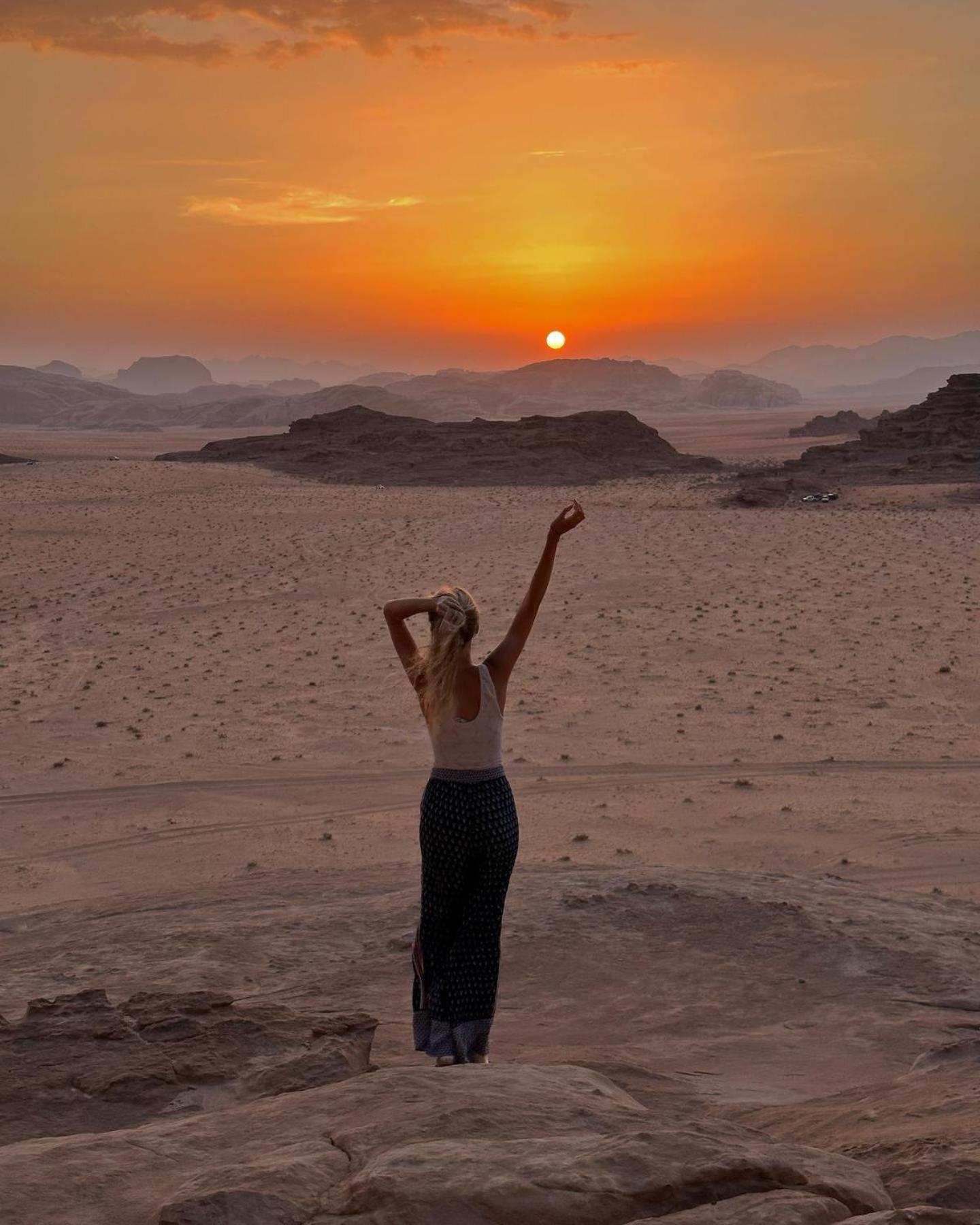 Flower Life Camp Wadi Rum Exteriör bild