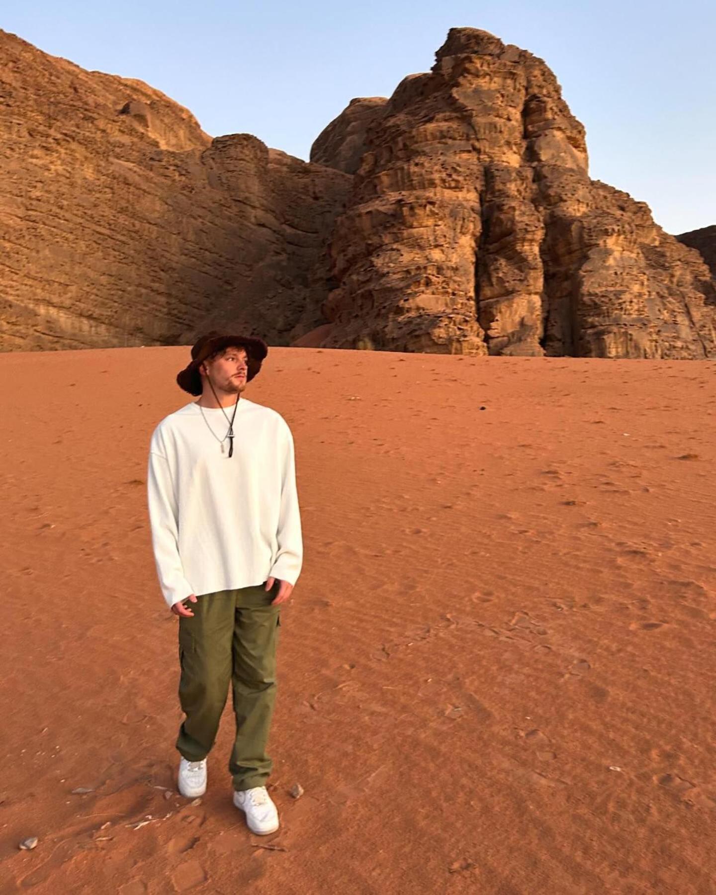 Flower Life Camp Wadi Rum Exteriör bild