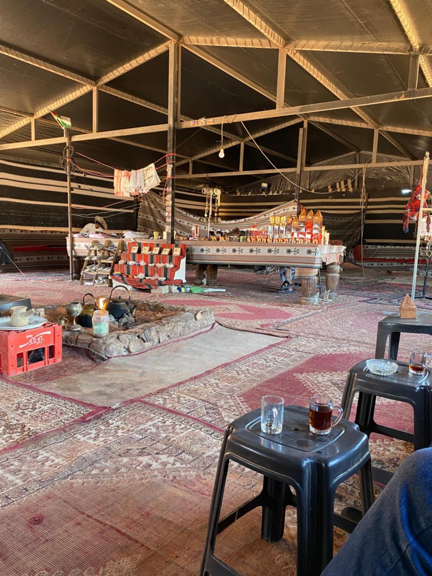 Flower Life Camp Wadi Rum Exteriör bild